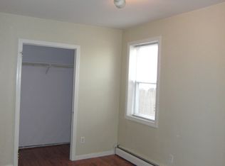 118 Vandewater St, Providence, RI 02908