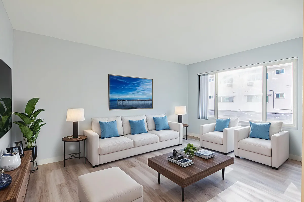 Building Photo - 9212 Somerset Blvd #2