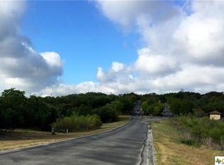 1129 Ensenada Dr, Canyon Lake, TX 78133