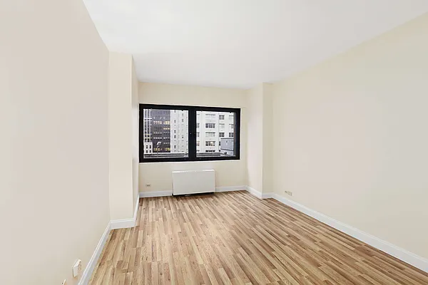 Rented by Compass | media 11