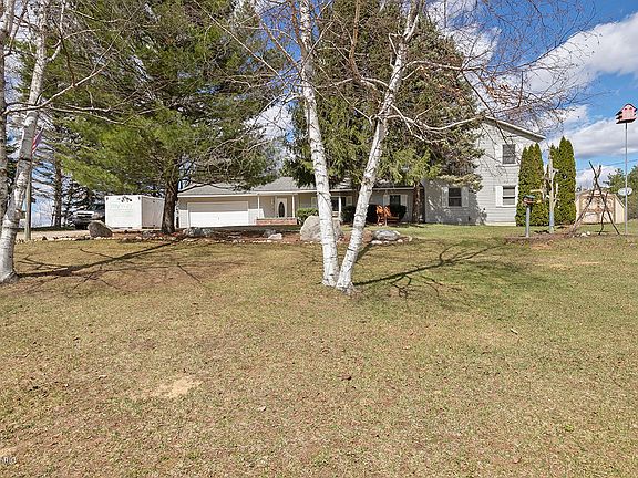 4th image of 8419 E 98th St