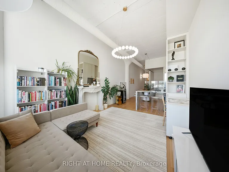 155 Dalhousie St #1011 — Photo 13