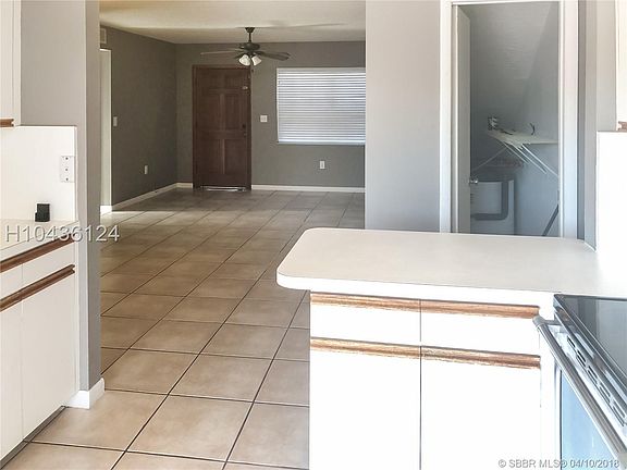 5th image of 7040 NW 173rd Dr