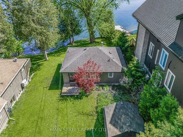 73 Cedarvale Blvd, Whitchurch Stouffville, ON L4A 2Y3