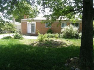 2311 Camilla Dr, Troy, MI 48083