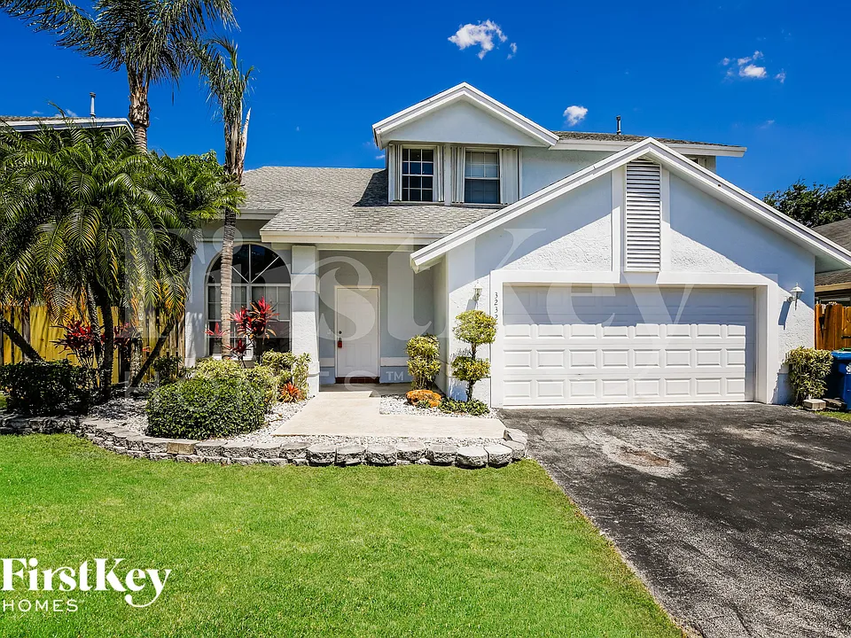 3232 NW 121st Ave