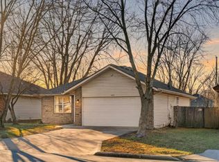 1623 N Engel Avenue, Springfield, MO 65803