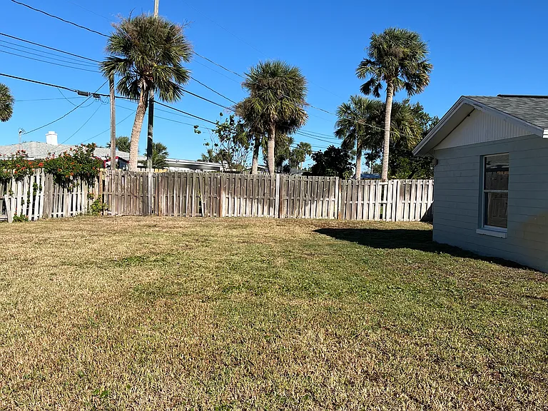39 Sandra Dr — Photo 21