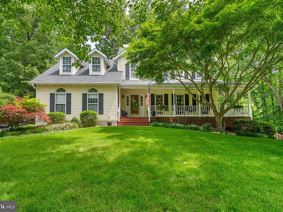 1st image of 3635 Wessex Ln