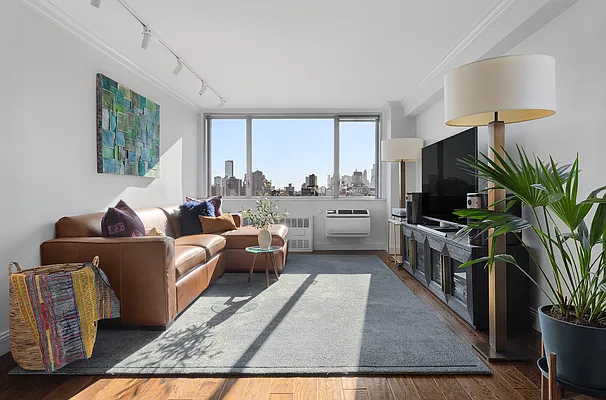 Sold by Compass | media 20