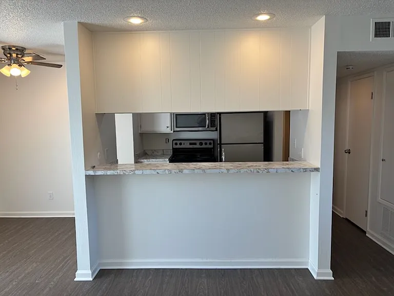 3100 Jersey Way — Photo 14