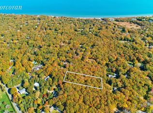 44 Robins Way, East Hampton, NY 11937