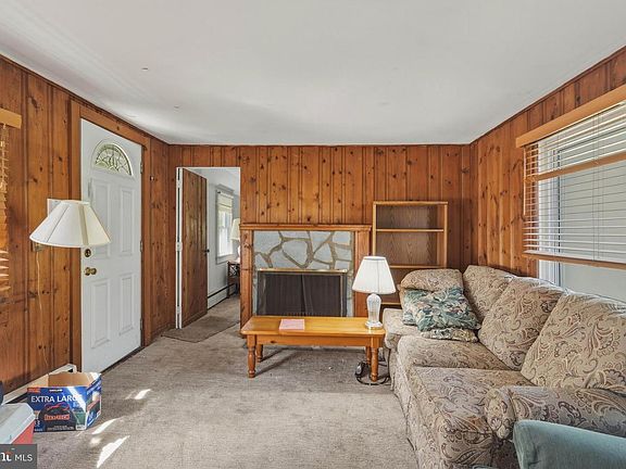 4th image of 2561 Pickertown Rd