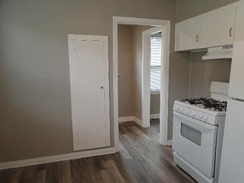 4th image of 11518 Valley Ave E APT 1