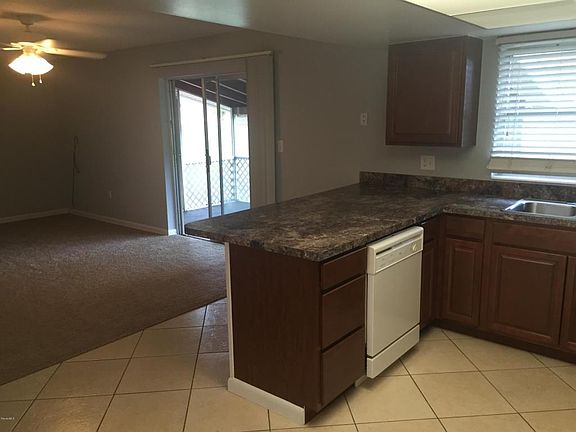 5th image of 2641 Driftwood Dr