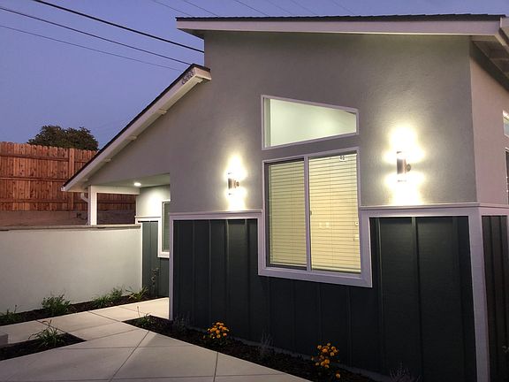 4th image of 686 Dahlia Pl