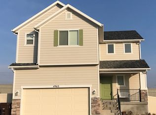 4963 E Broken Arrow Ln, Eagle Mountain, UT 84005