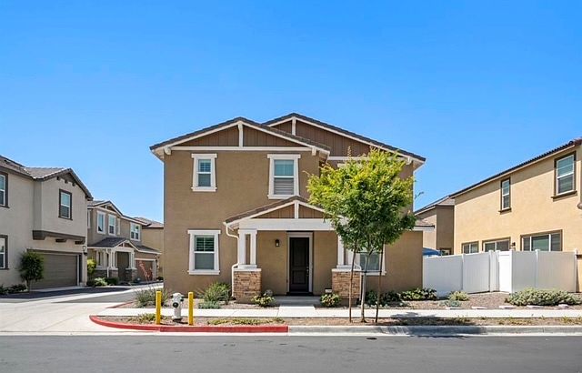 1st image of 40395 Birchfield Dr