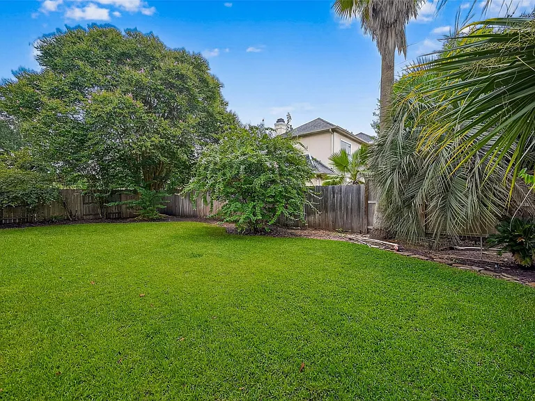 1803 Cottage Landing Ln — Photo 48