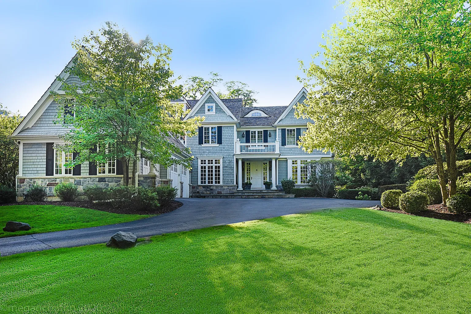 921 Fisher Ln photo 1