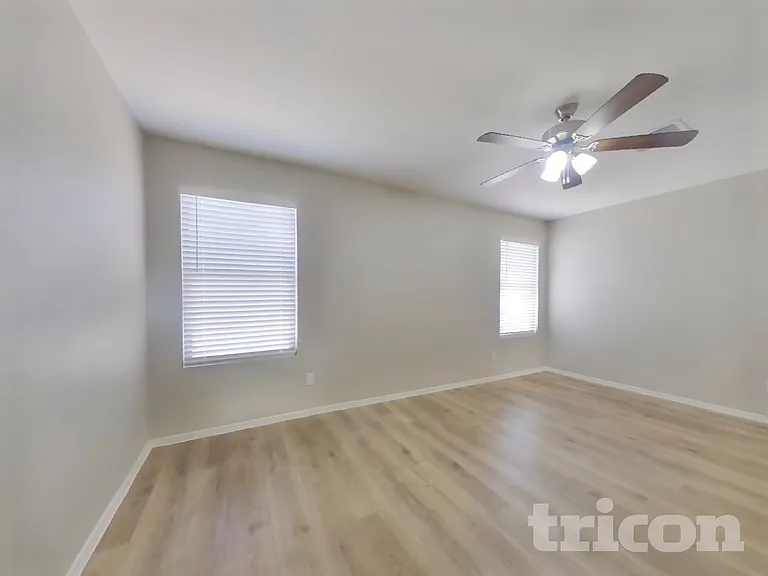 11807 W Aster Dr — Photo 11