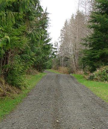2nd image of 585 Us Highway 101