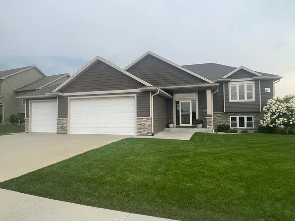 4609 Buckingham Dr NW, Rochester, MN 55901