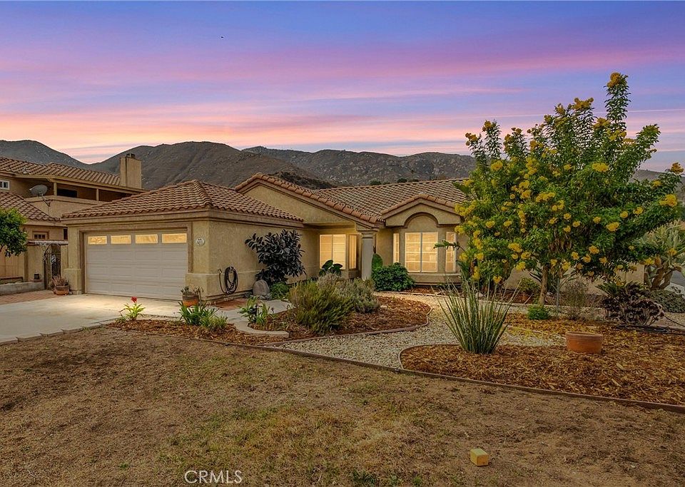 1st image of 2201 Canyon Dr