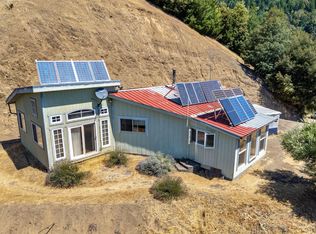 745A Applewood Rd, Honeydew, CA 95545