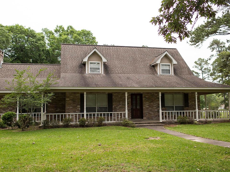 1st image of 202 Pinehurst Dr