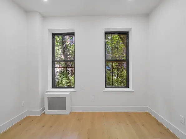 190 Sixth Avenue image 8 of 13