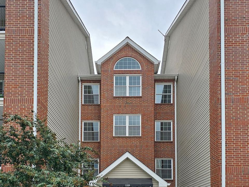 1st image of 3309 Wyndham Cir APT 1175