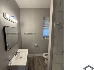 634 E 44th St #3, Chicago, IL 60653