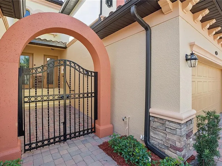 17291 Cherrywood Ct #8503 — Photo 4