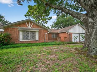 5611 Carew St, Houston, TX 77096