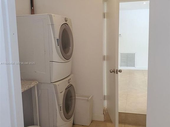 5th image of 1575 NE 38th St #1575