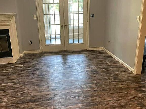 Living Room to Sun Room