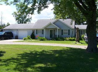 7626 Lakeshore Rd, Lexington, MI 48450