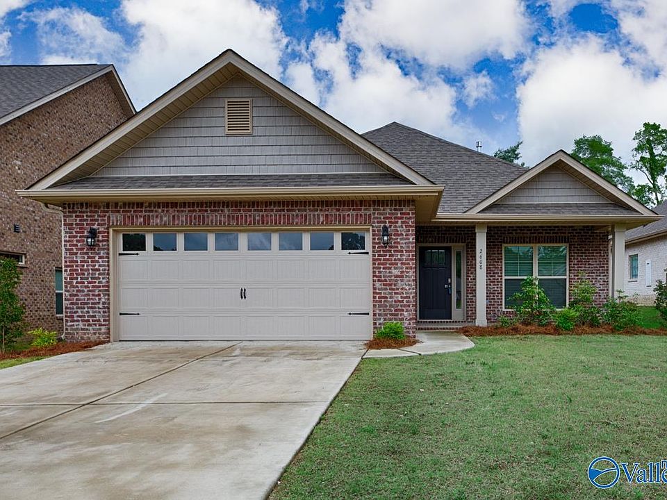 1st image of 2608 W Creek Dr