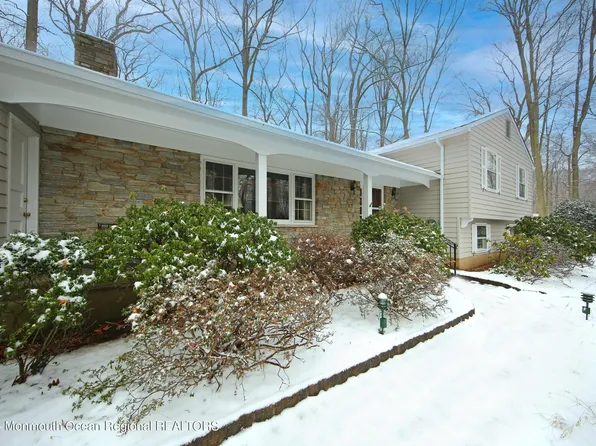 5 Stilwell Drive, Holmdel, NJ 07733