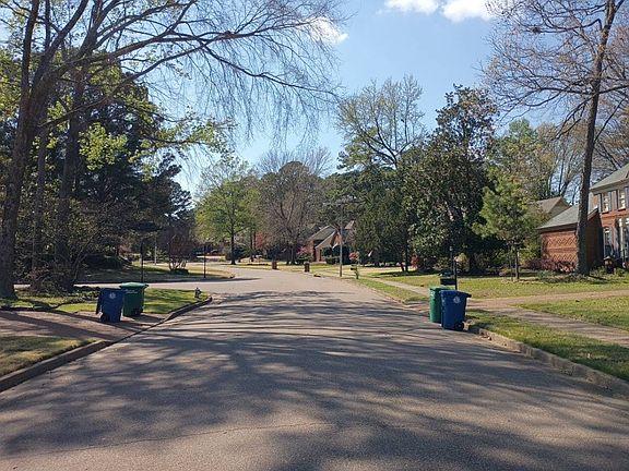 5th image of 8641 Woodlane Dr