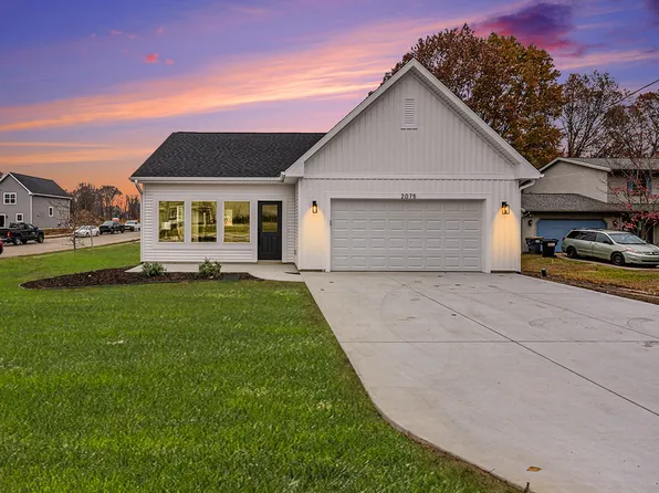 2075 Stanley Ave, Portage, MI 49002