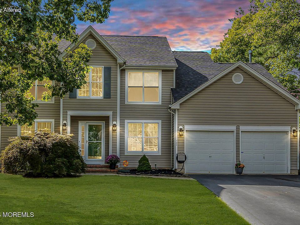 1st image of 702 Cutter Lane