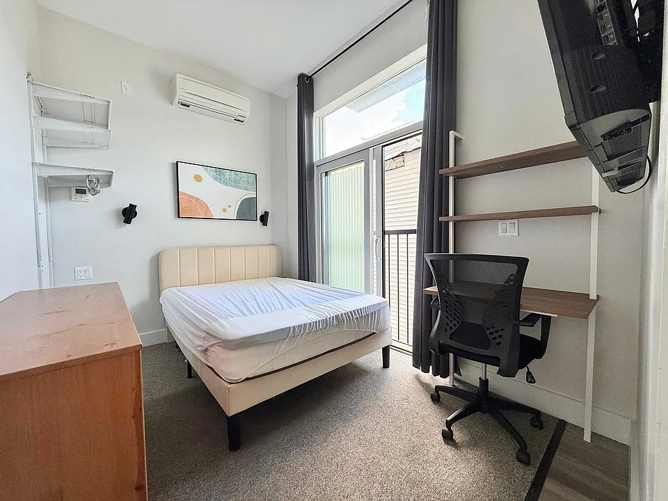 763 Park Ave #2A-243
