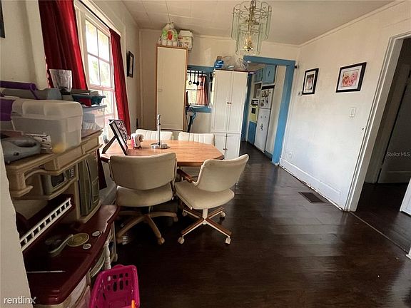 5th image of 15364 Westminister Ave