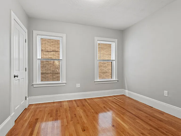 16 Clifton St #3 — Photo 19