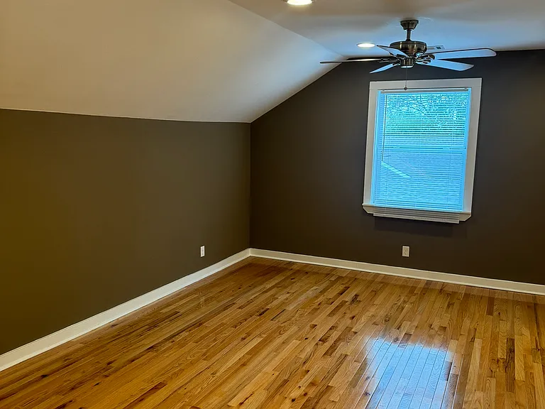 2700 Buchanan St — Photo 24
