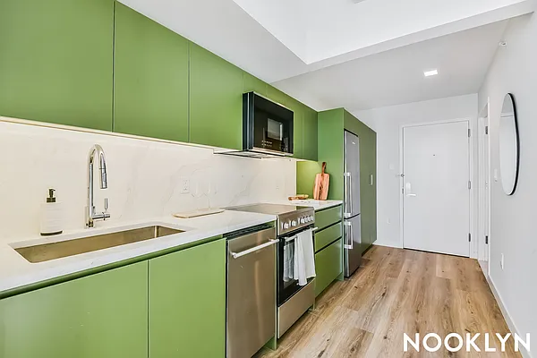 Rented by Nooklyn NYC LLC | media 44