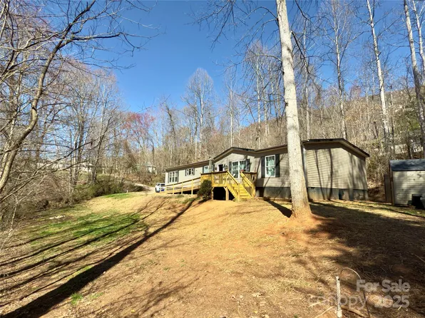 51 Evelyn Acres Dr, Asheville, NC 28806