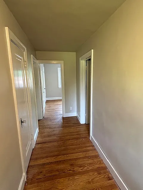 5 bed, 1.5 bath, 1377 sqft, $1,675 — Photo 2